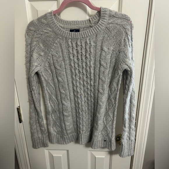 American Eagle Outfitters Sweaters - American Eagle Sparkly Gray Beige Cable Knit Sweater Small